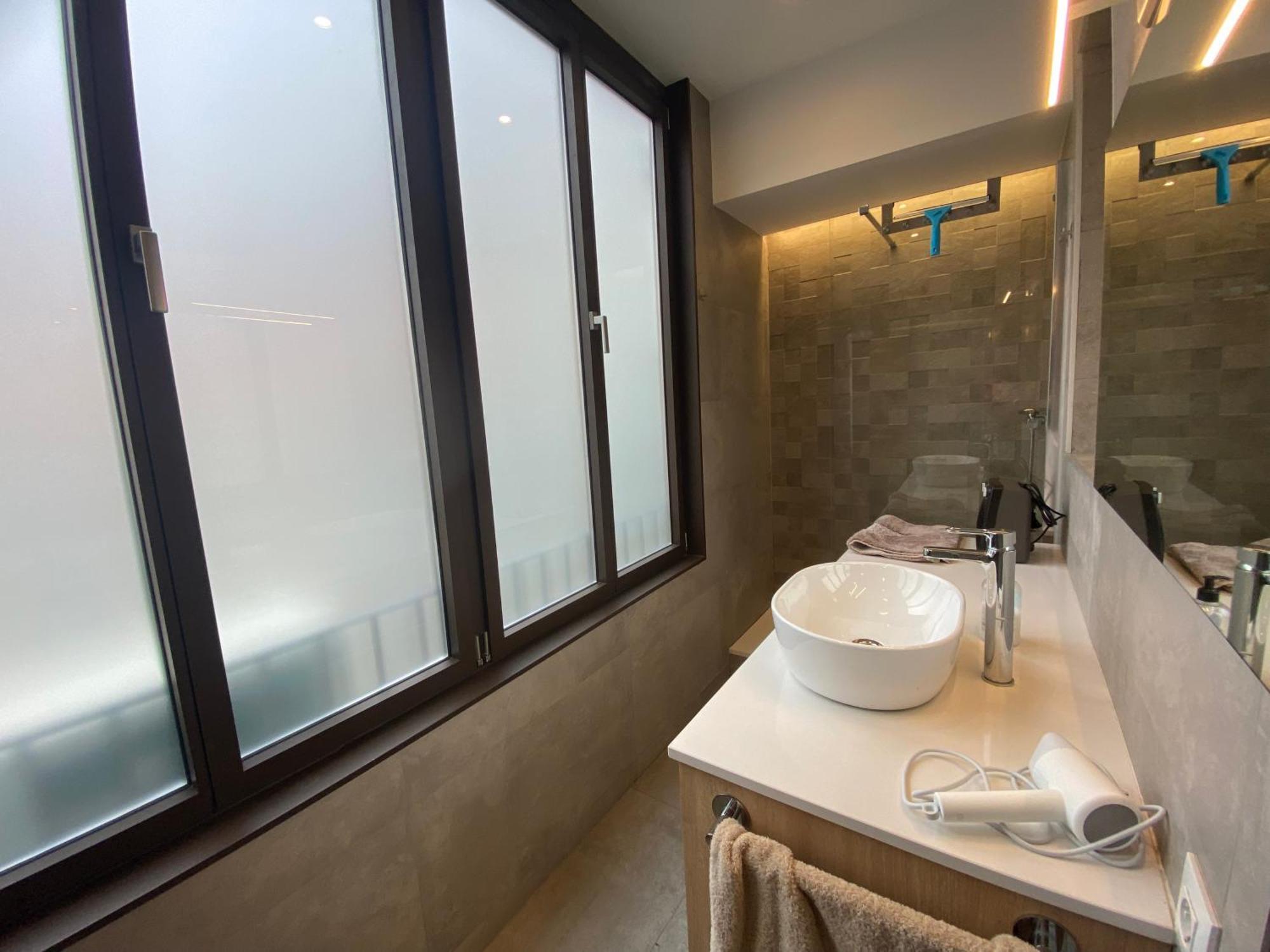 Spatious Luxe Apartment Paseo De Gracia Diagonal Barcelona Exterior photo